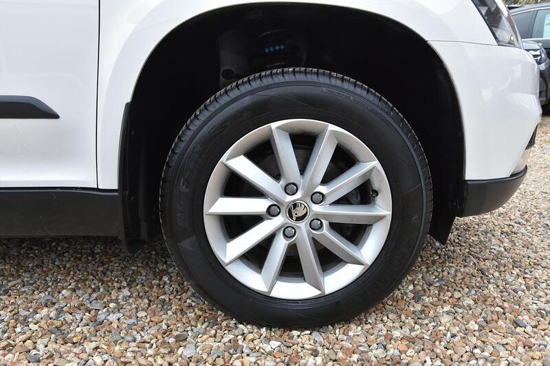 Used Skoda Yeti 2015 for sale - 76320129: Photo 11