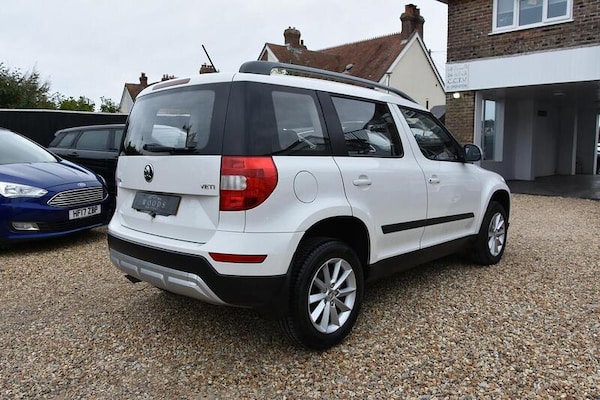 Used Skoda Yeti 2015 for sale - 76320129: Photo 4