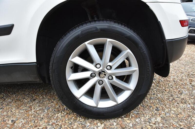 Used Skoda Yeti 2015 for sale - 76320129: Photo 9