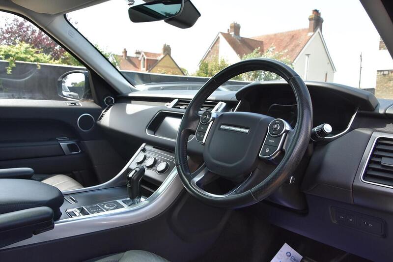 Used Land Rover Range Rover Sport 2017 for sale - 76798885: Photo 15