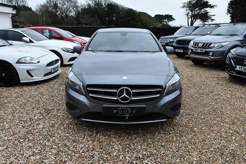 Used Mercedes-Benz A-Class 2014 for sale - 77313786: Photo 2