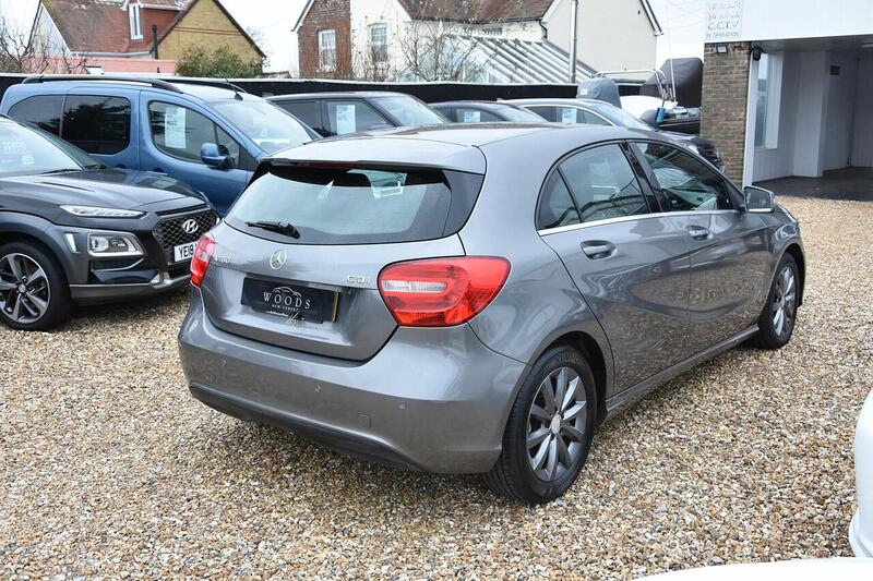 Used Mercedes-Benz A-Class 2014 for sale - 77313786: Photo 4