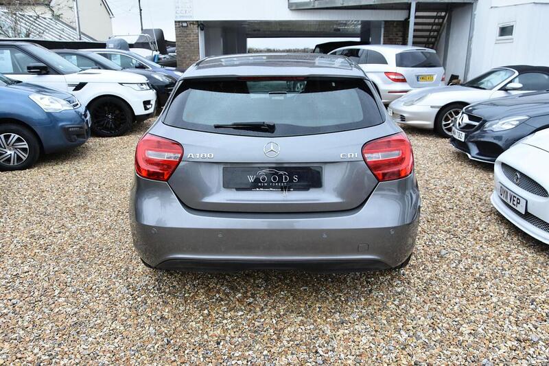 Used Mercedes-Benz A-Class 2014 for sale - 77313786: Photo 5