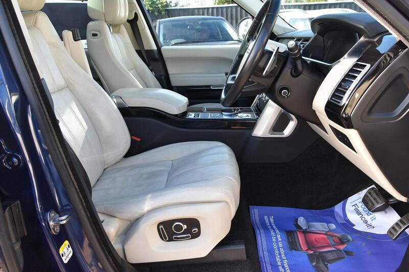 Used Land Rover Range Rover 2015 for sale - 76374662: Photo 12