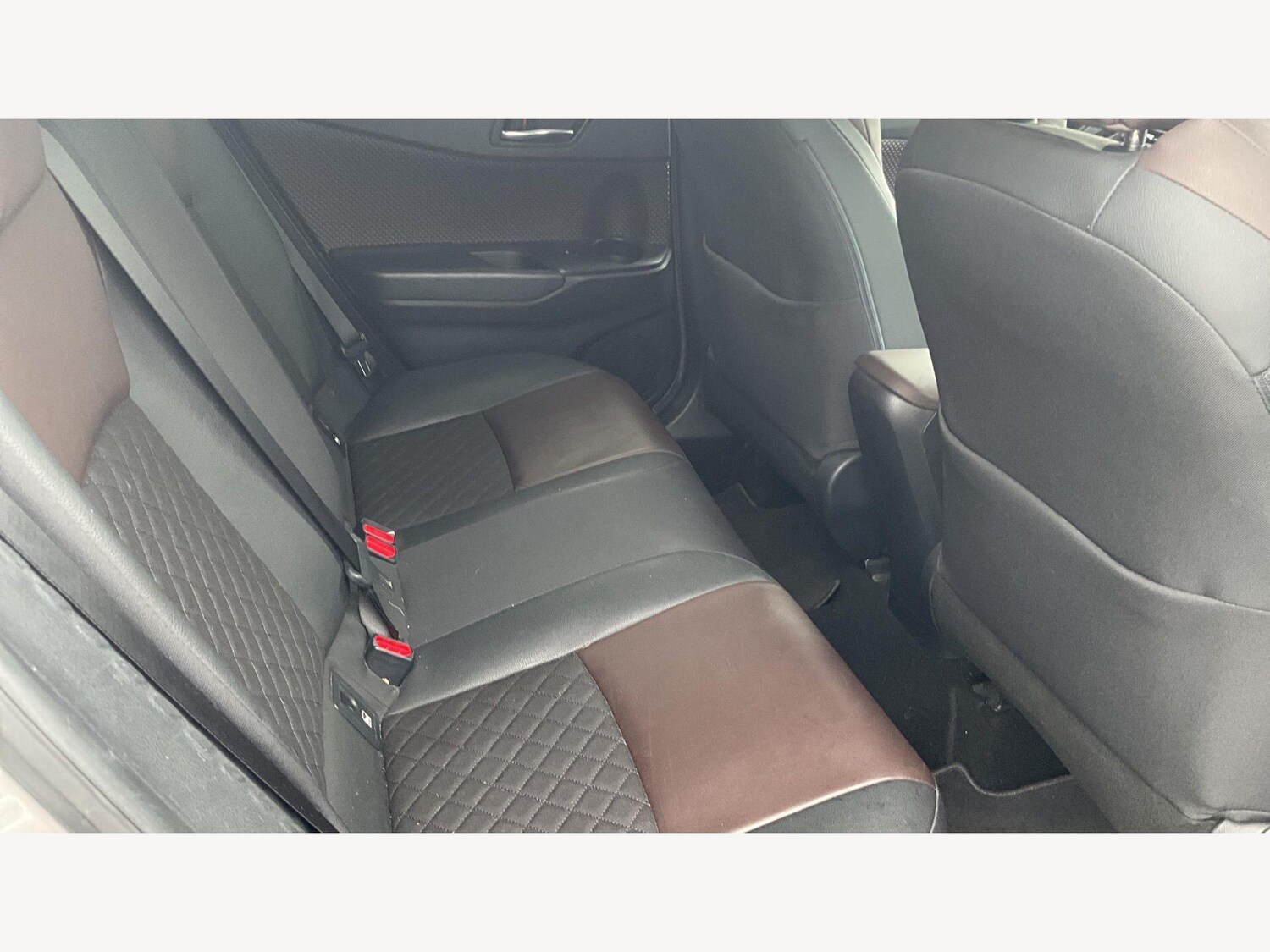 Used Toyota C-HR 2017 for sale - 77722883: Photo 14