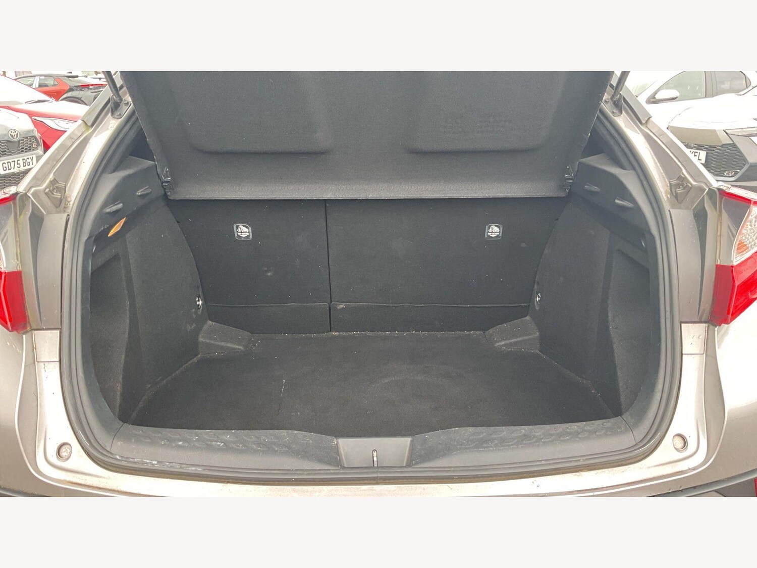 Used Toyota C-HR 2017 for sale - 77722883: Photo 16