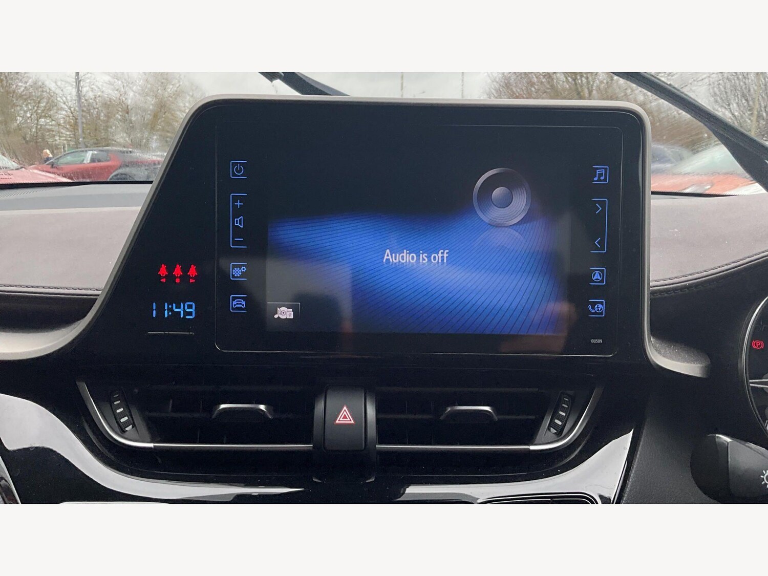 Used Toyota C-HR 2017 for sale - 77722883: Photo 9