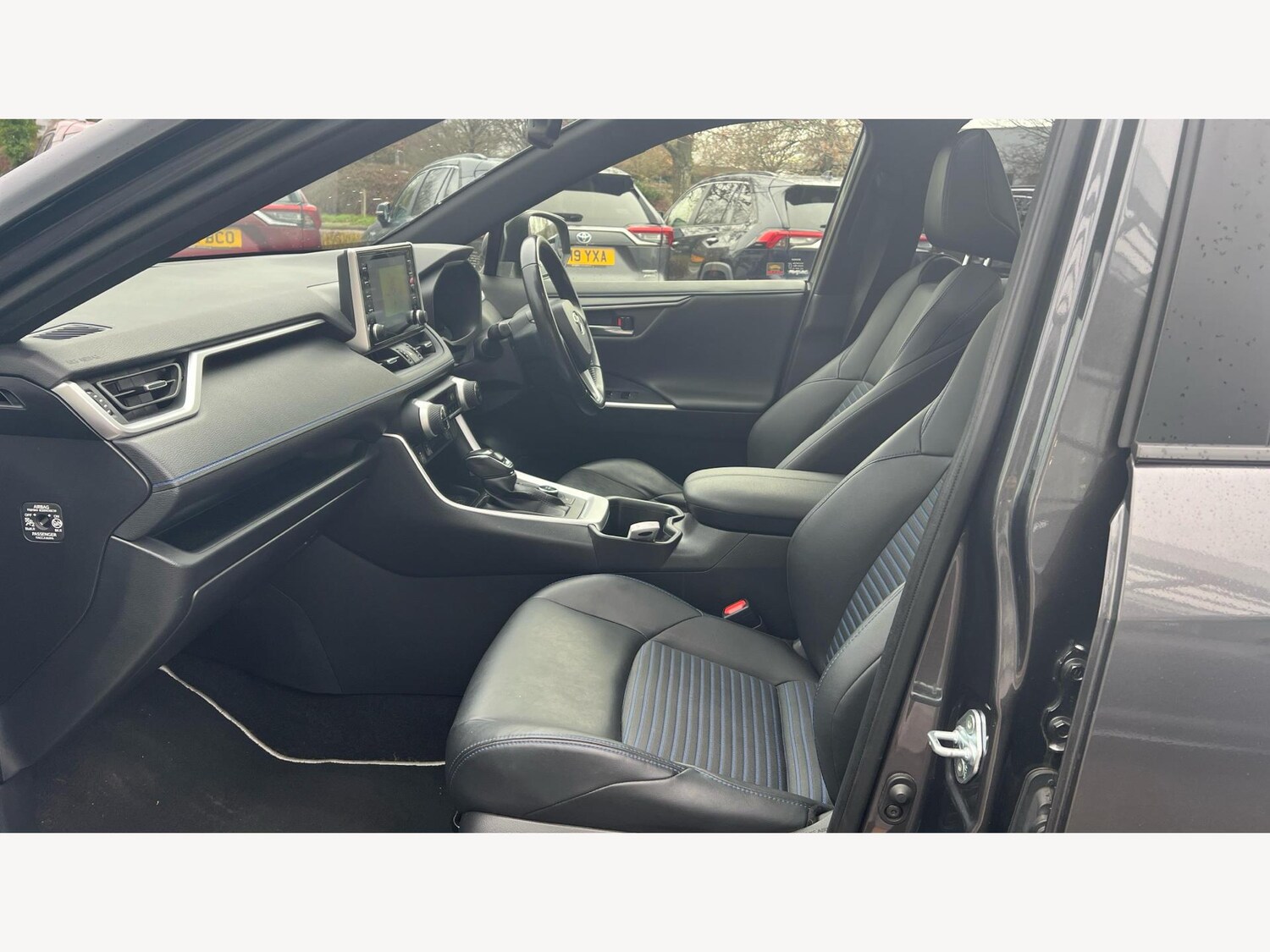 Used Toyota RAV4 2022 for sale - 77203917: Photo 12