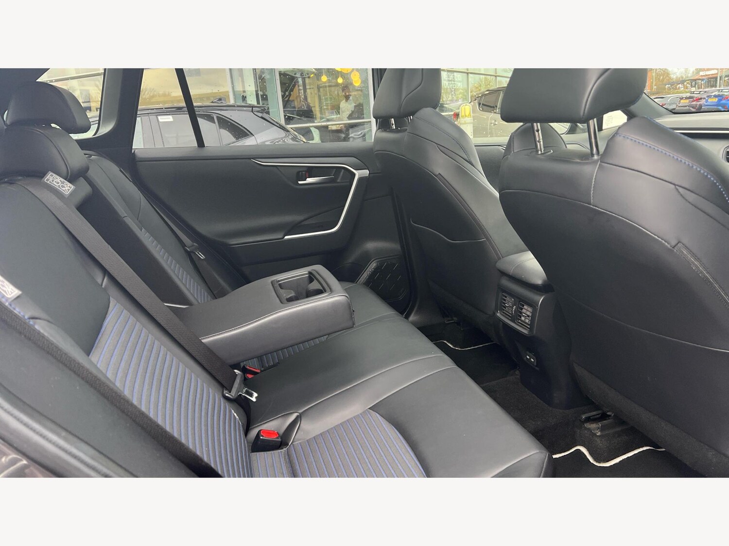 Used Toyota RAV4 2022 for sale - 77203917: Photo 14