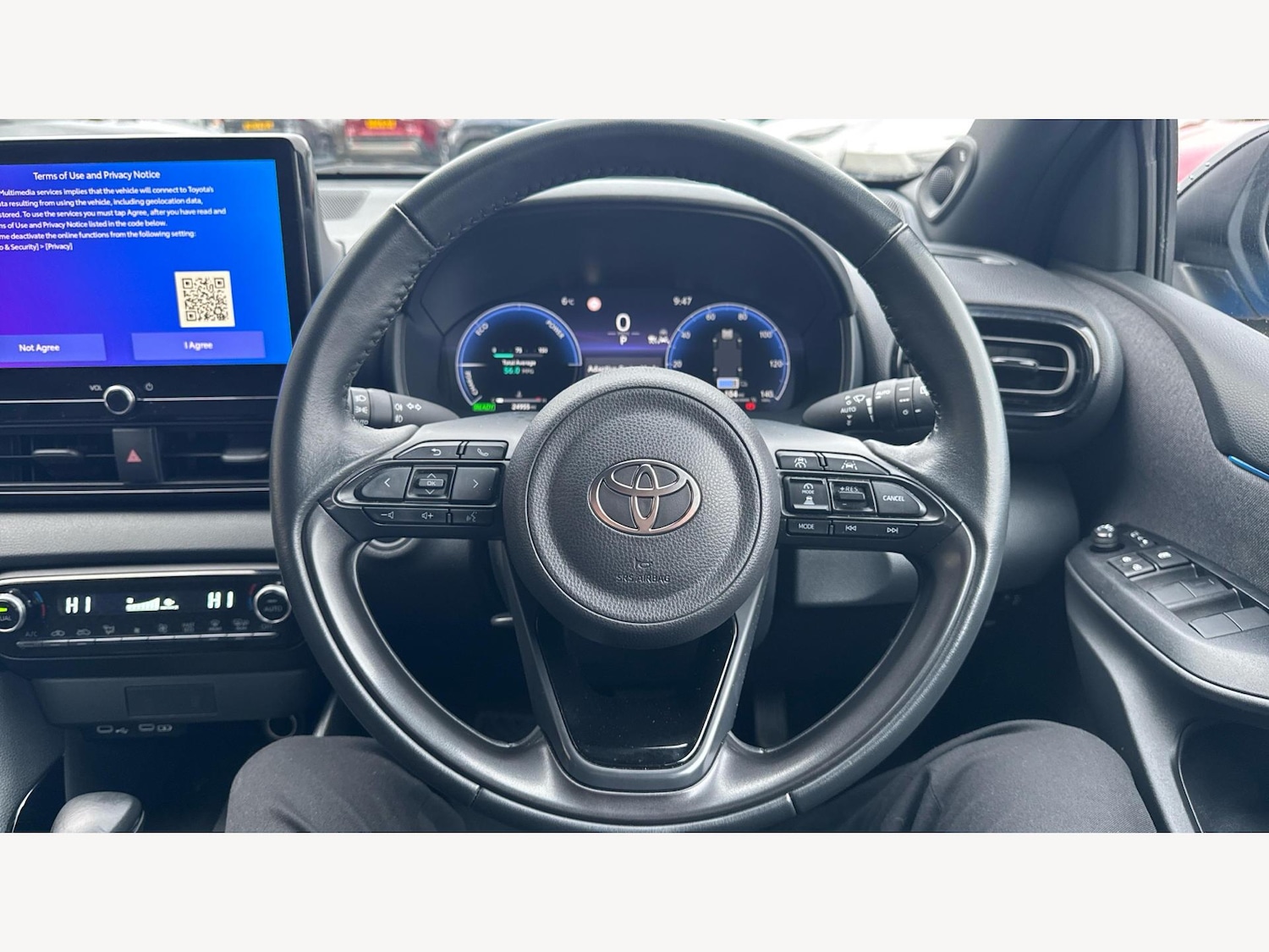 Used Toyota Yaris 2024 for sale - 77344714: Photo 8