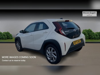 Used Toyota Aygo X 2023 for sale - 76188928: Photo 2