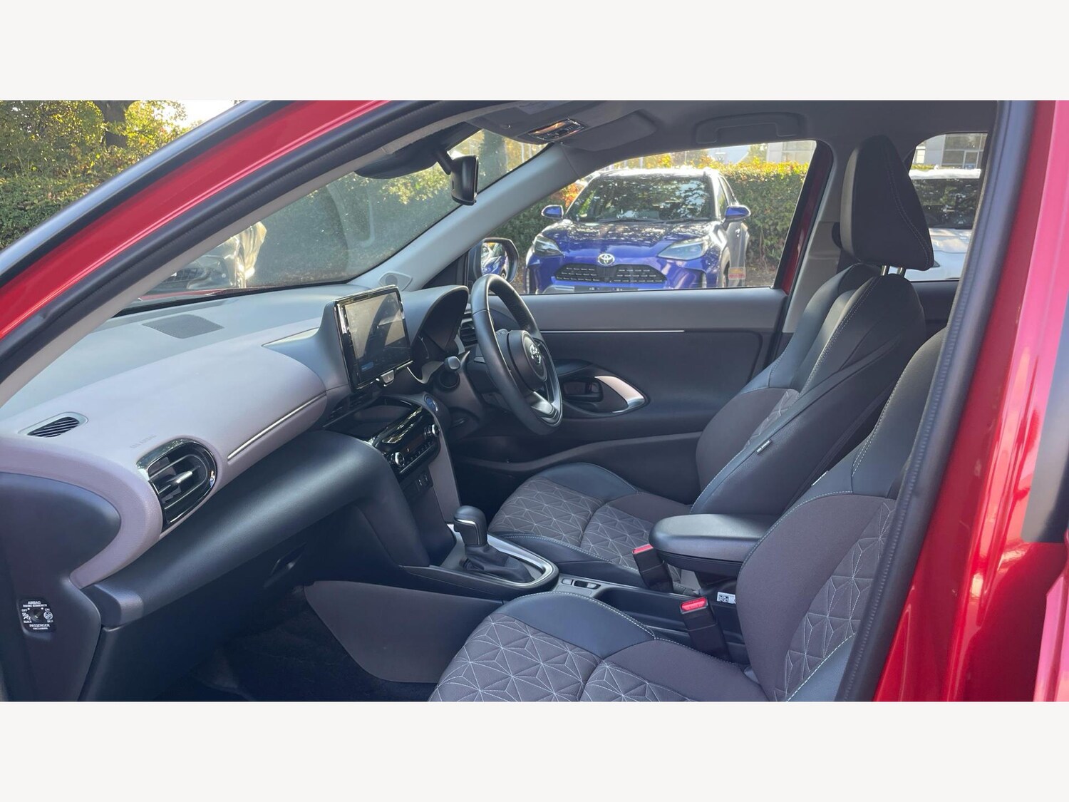 Used Toyota Yaris Cross 2023 for sale - 75964606: Photo 12