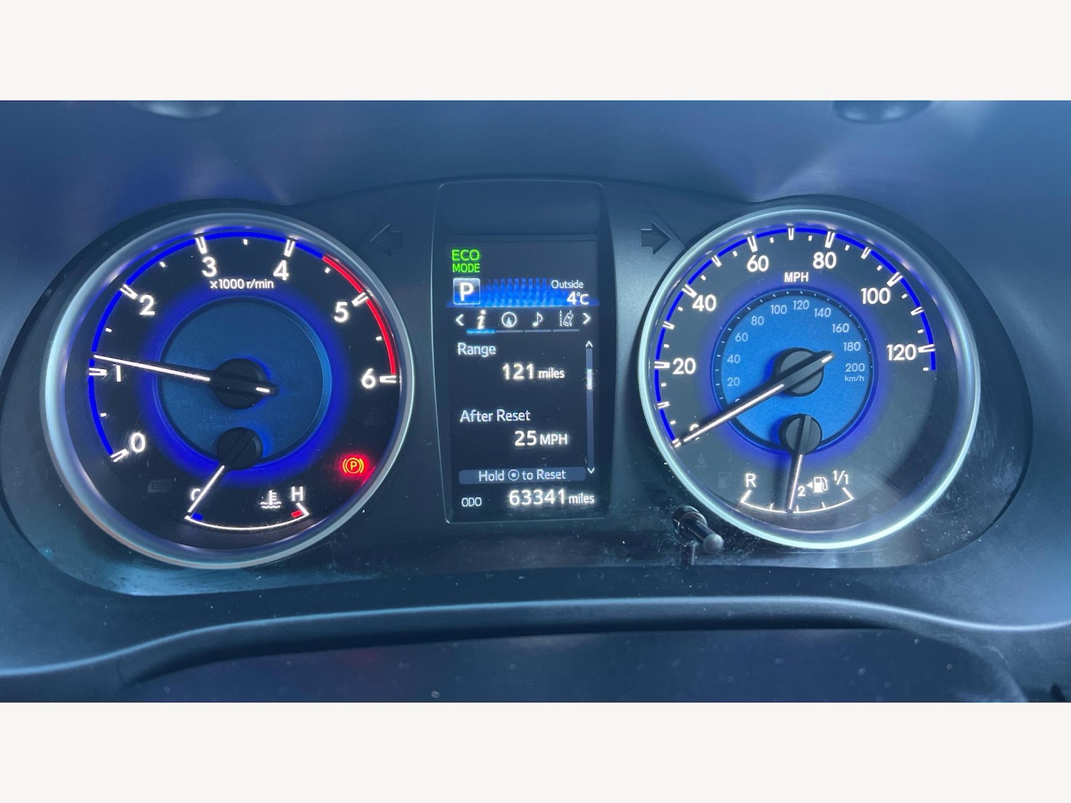 Used Toyota Hilux 2019 for sale - 77332003: Photo 11