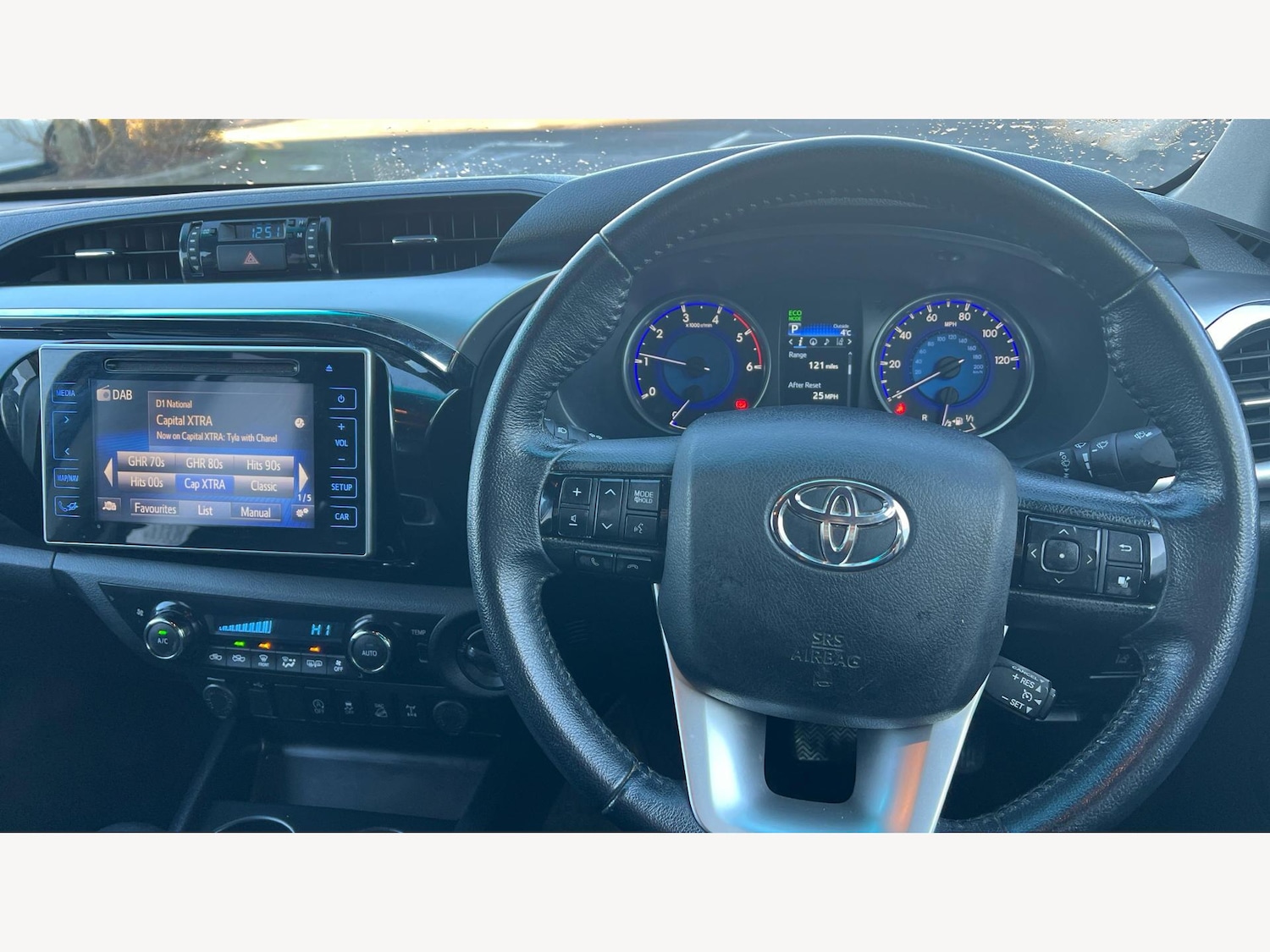 Used Toyota Hilux 2019 for sale - 77332003: Photo 8