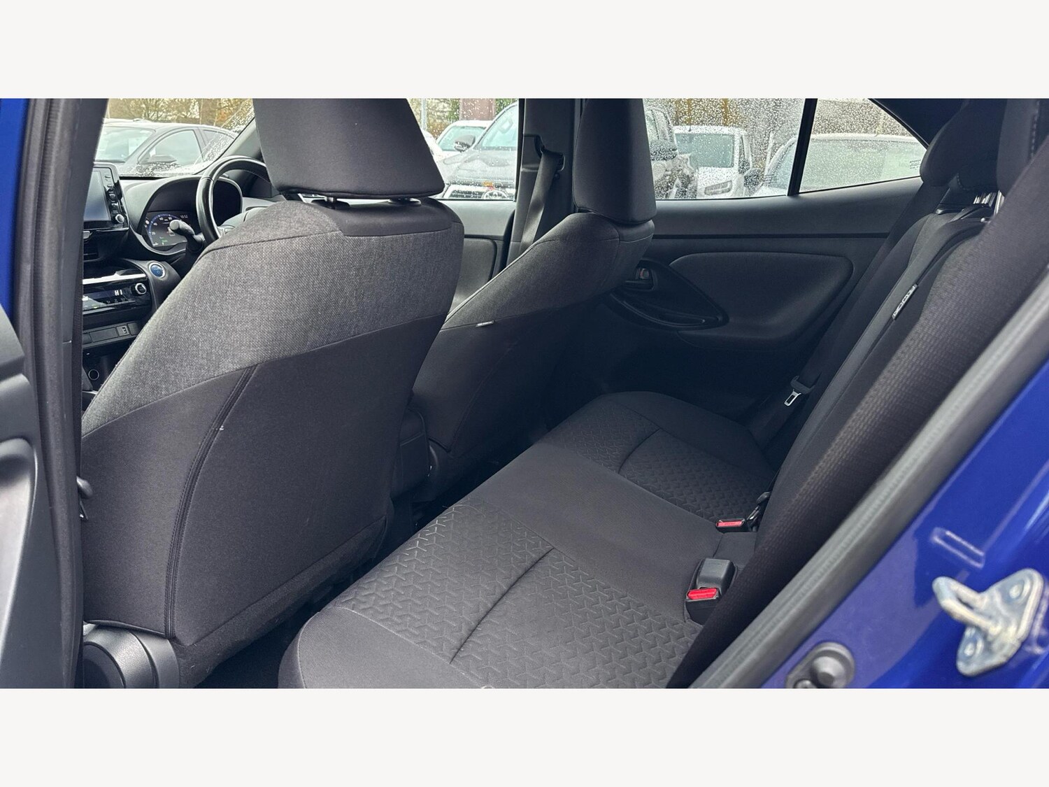 Used Toyota Yaris Cross 2022 for sale - 77015556: Photo 15