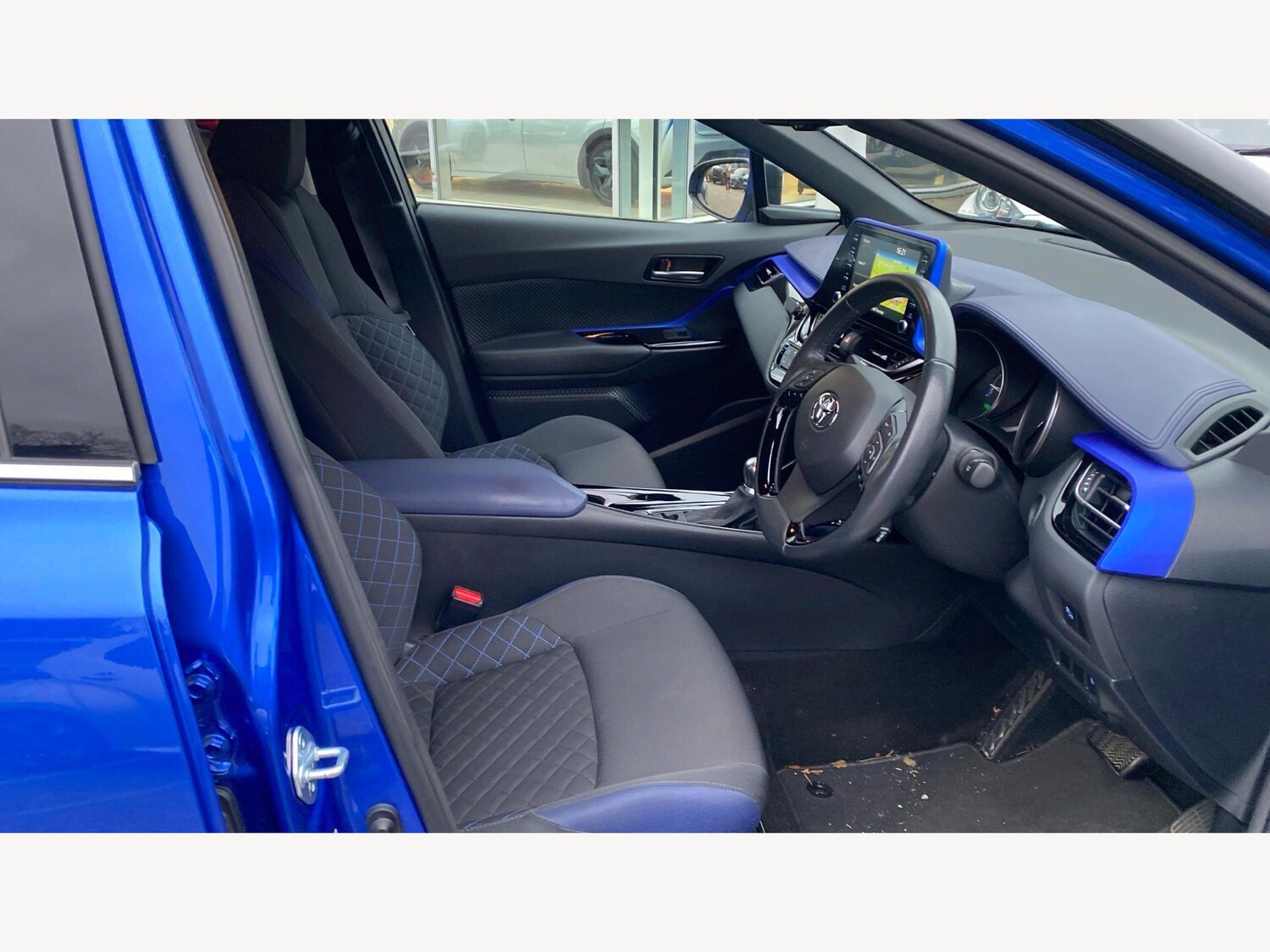 Used Toyota C-HR 2021 for sale - 77768930: Photo 13