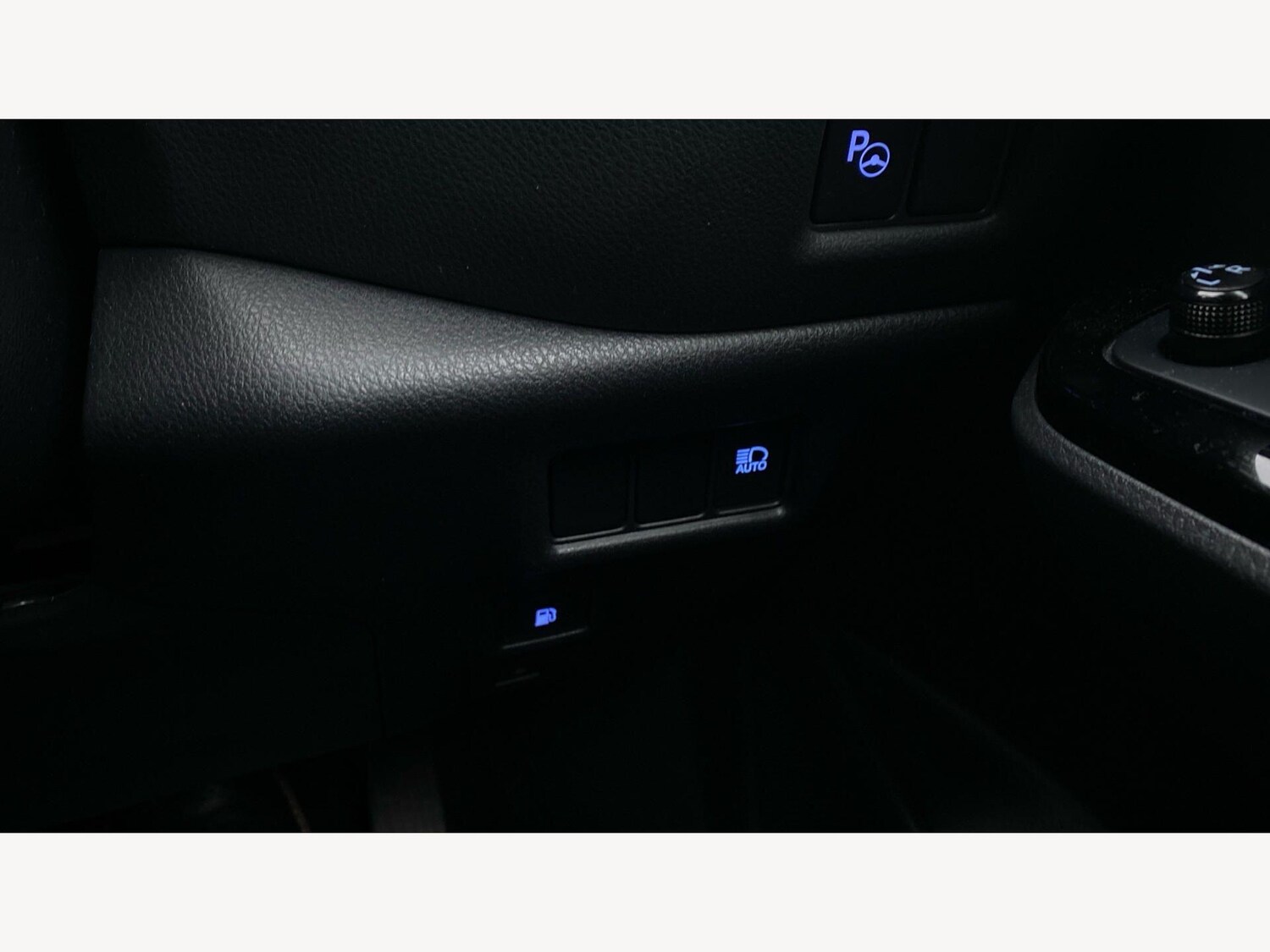 Used Toyota C-HR 2021 for sale - 77768930: Photo 26