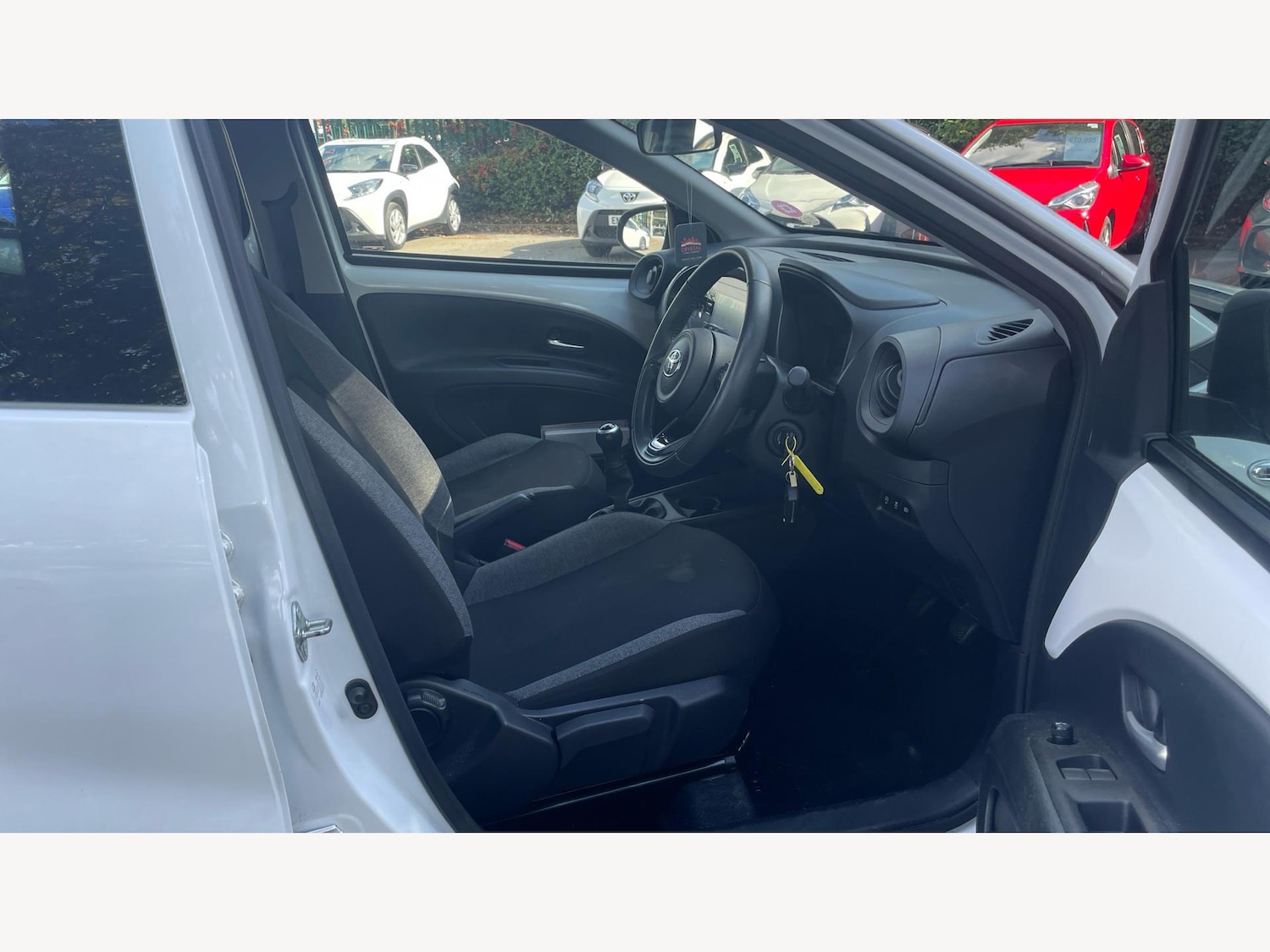 Used Toyota Aygo X 2023 for sale - 76688753: Photo 13