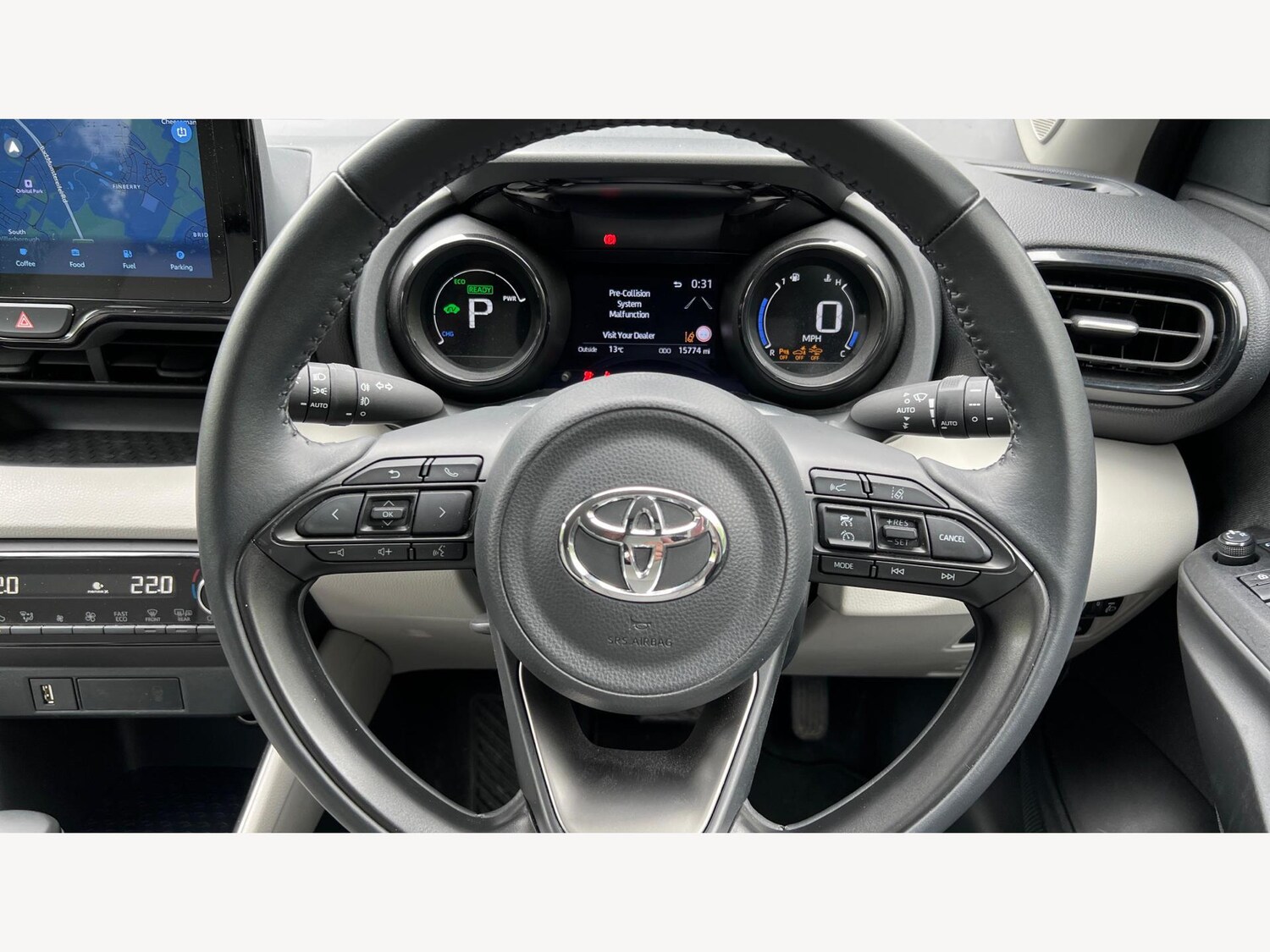 Used Toyota Yaris 2022 for sale - 76512285: Photo 10