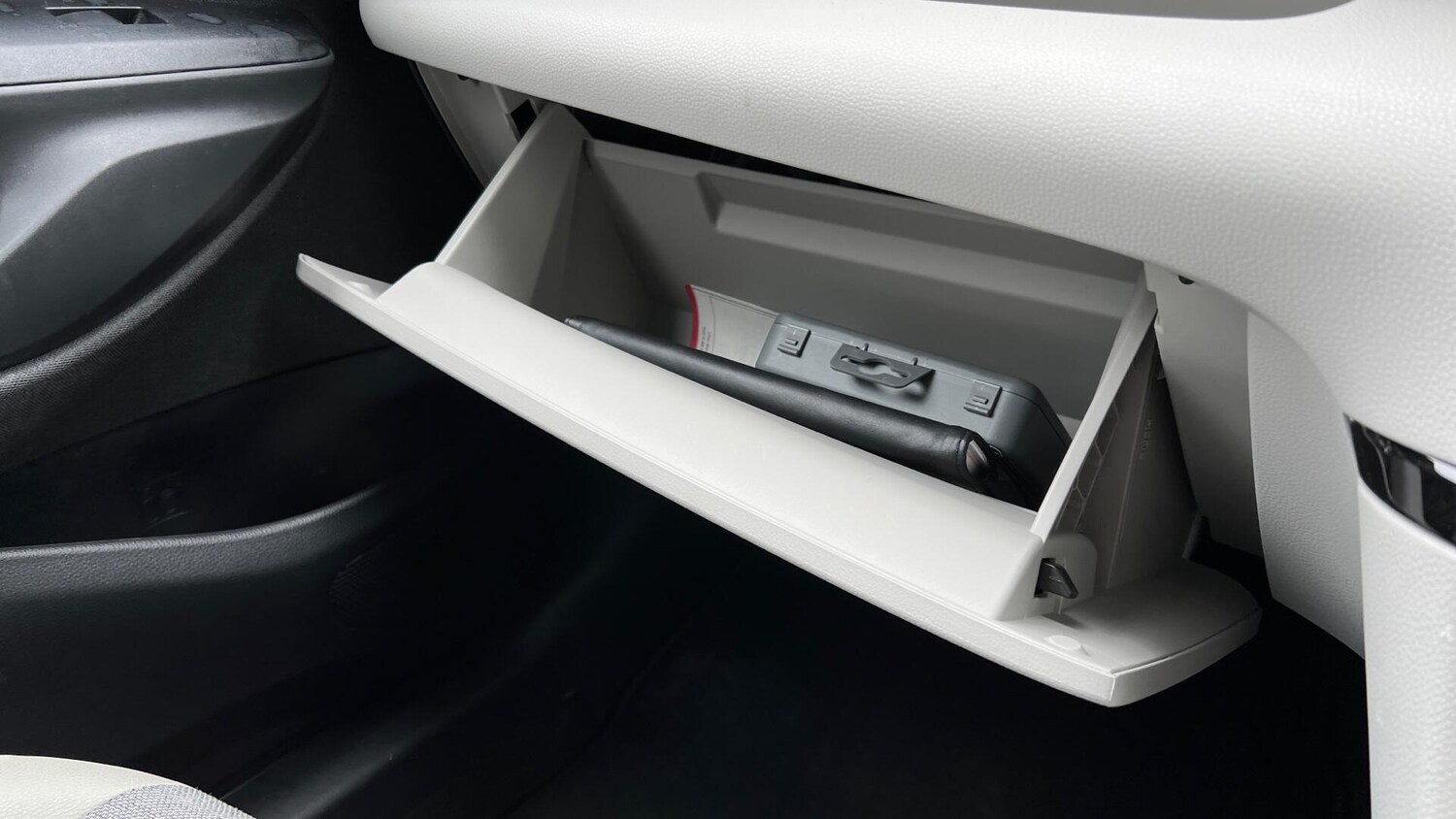 Used Toyota Yaris 2022 for sale - 76512285: Photo 44