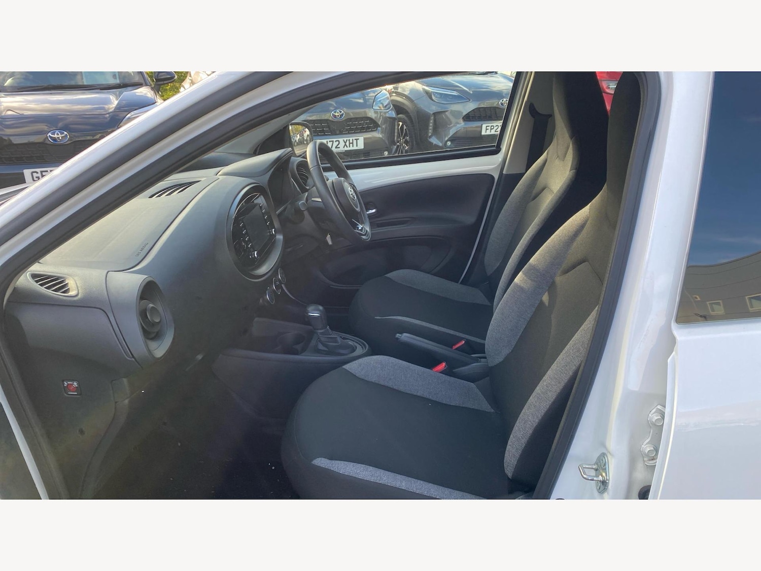 Used Toyota Aygo X 2023 for sale - 76388125: Photo 12