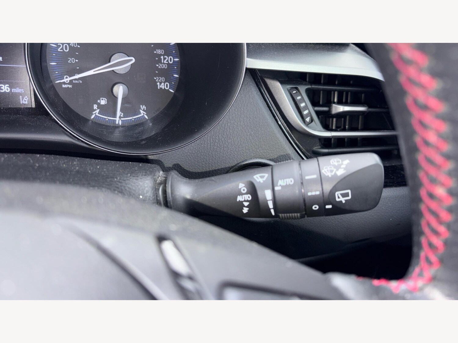 Used Toyota C-HR 2021 for sale - 76325994: Photo 27