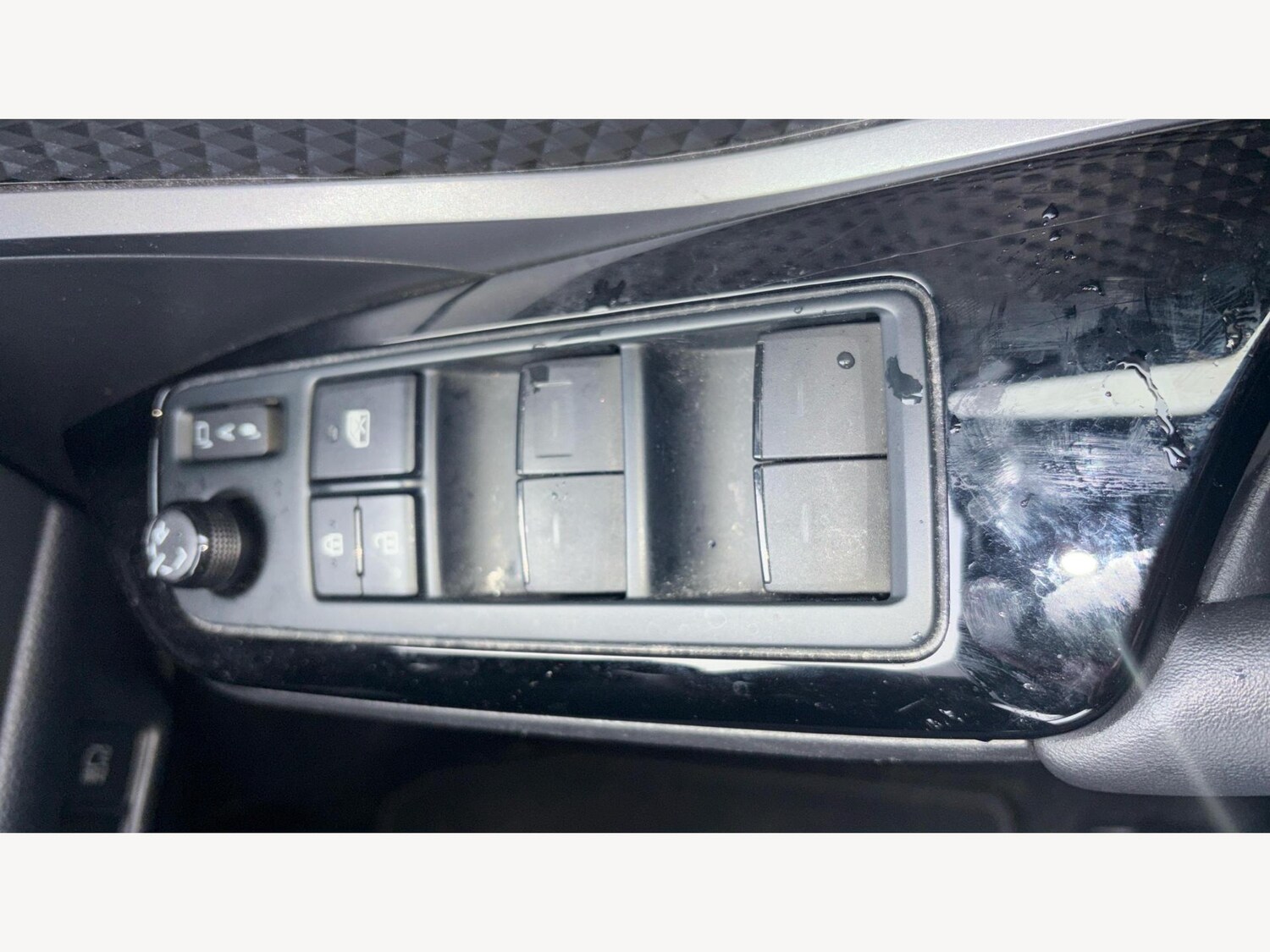 Used Toyota C-HR 2021 for sale - 76325994: Photo 29