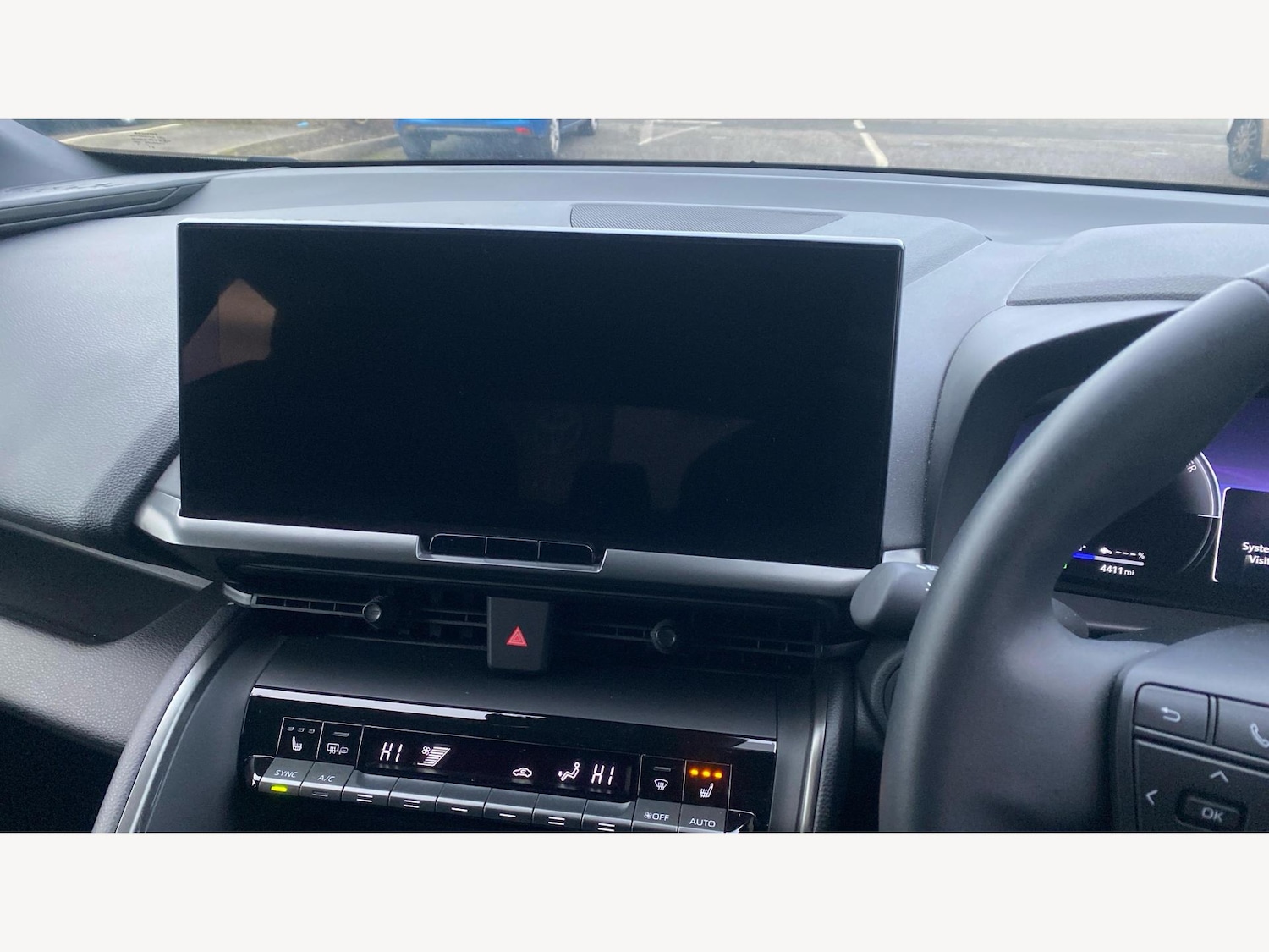 Used Toyota C-HR 2024 for sale - 77330356: Photo 9