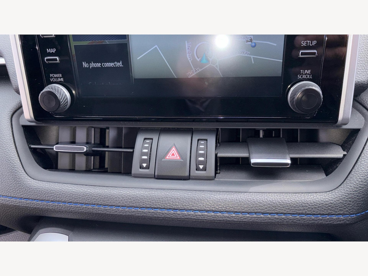 Used Toyota RAV4 2021 for sale - 76633005: Photo 30