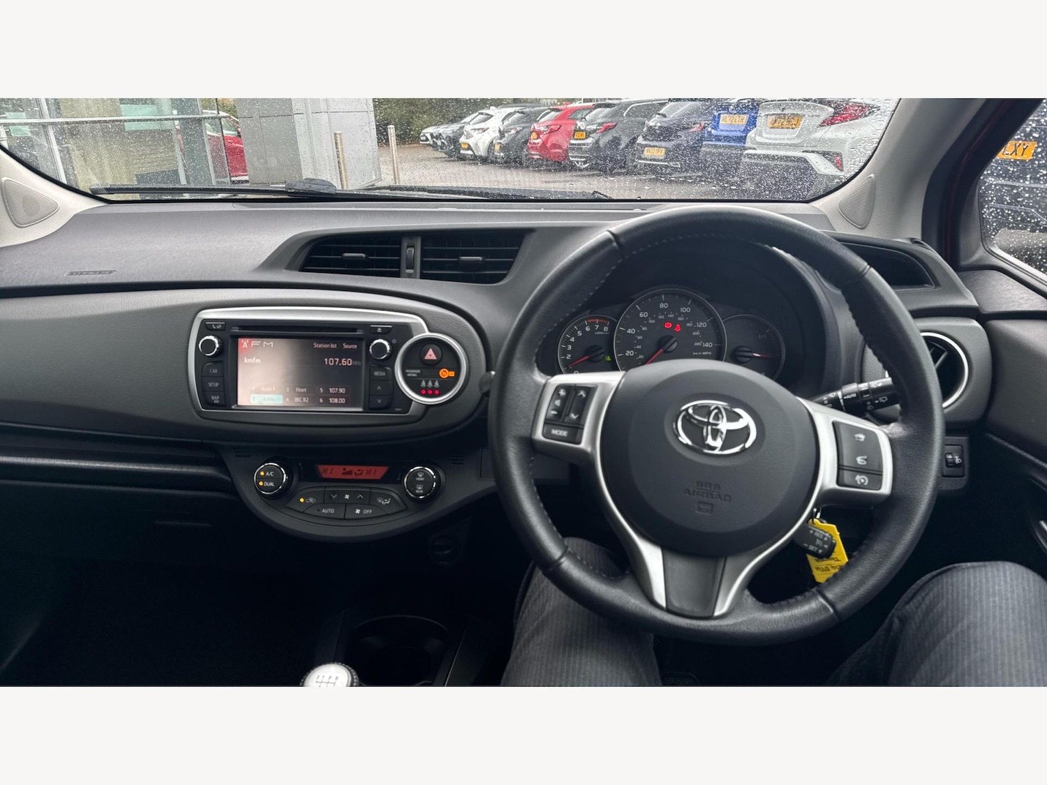 Used Toyota Yaris 2014 for sale - 76912740: Photo 7