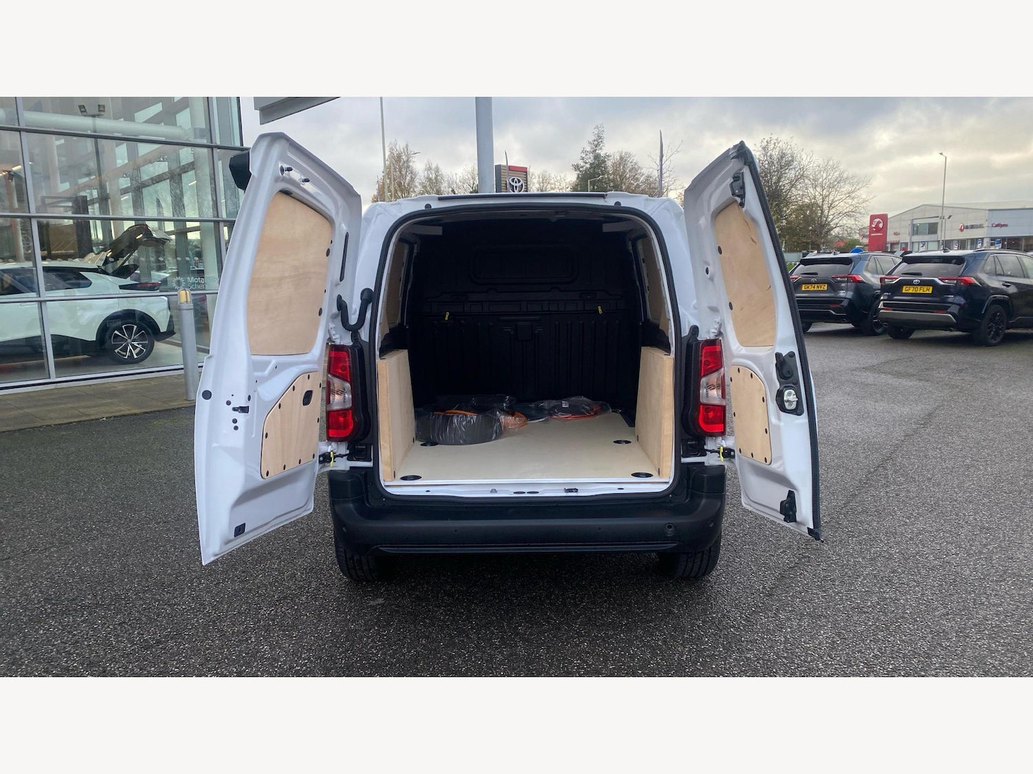 Used Toyota ProAce 2024 for sale - 77753867: Photo 16