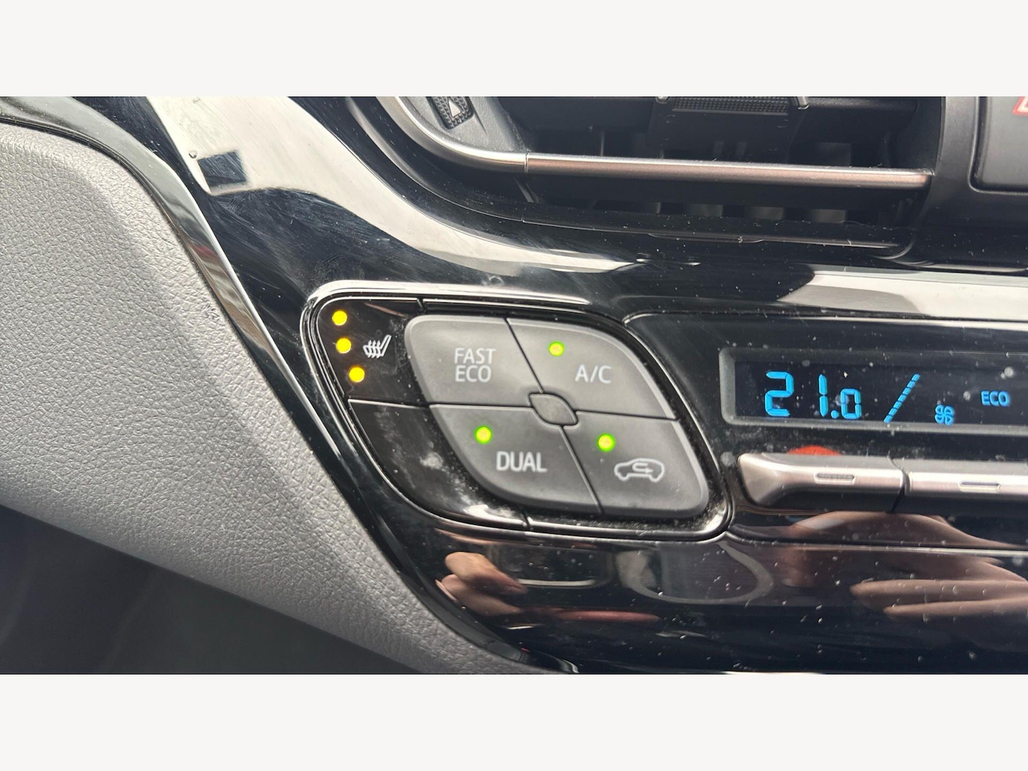 Used Toyota C-HR 2022 for sale - 77838435: Photo 22