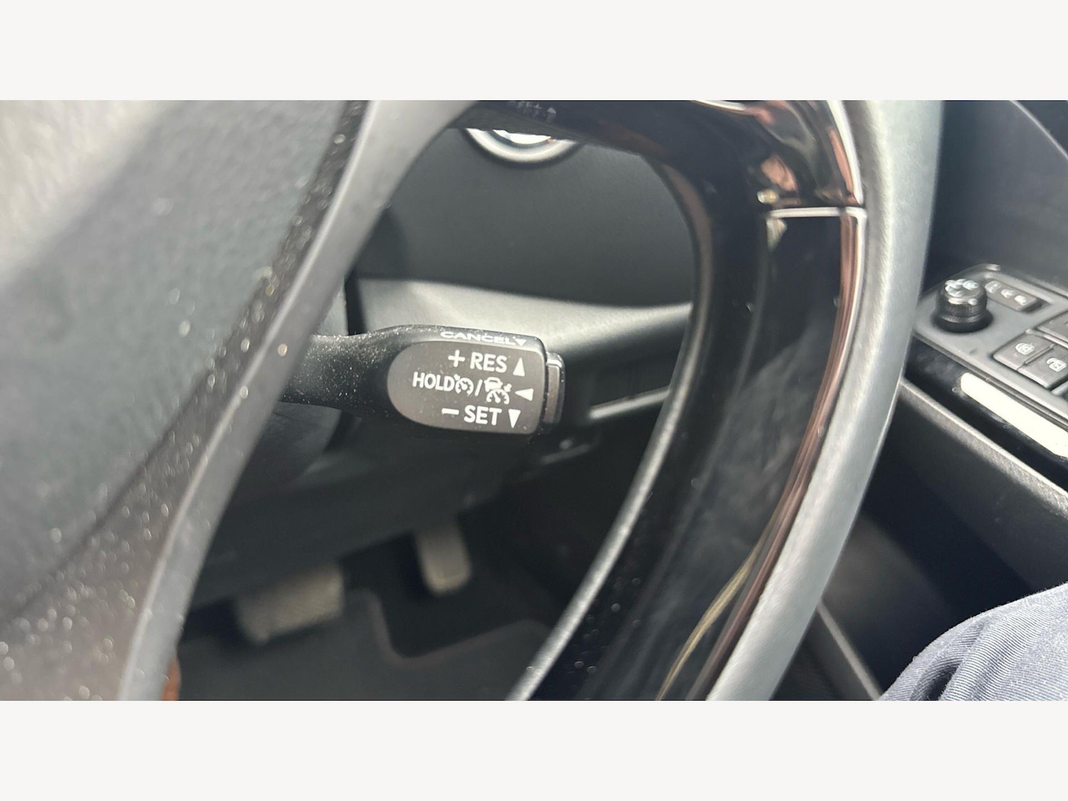 Used Toyota C-HR 2022 for sale - 77838435: Photo 23