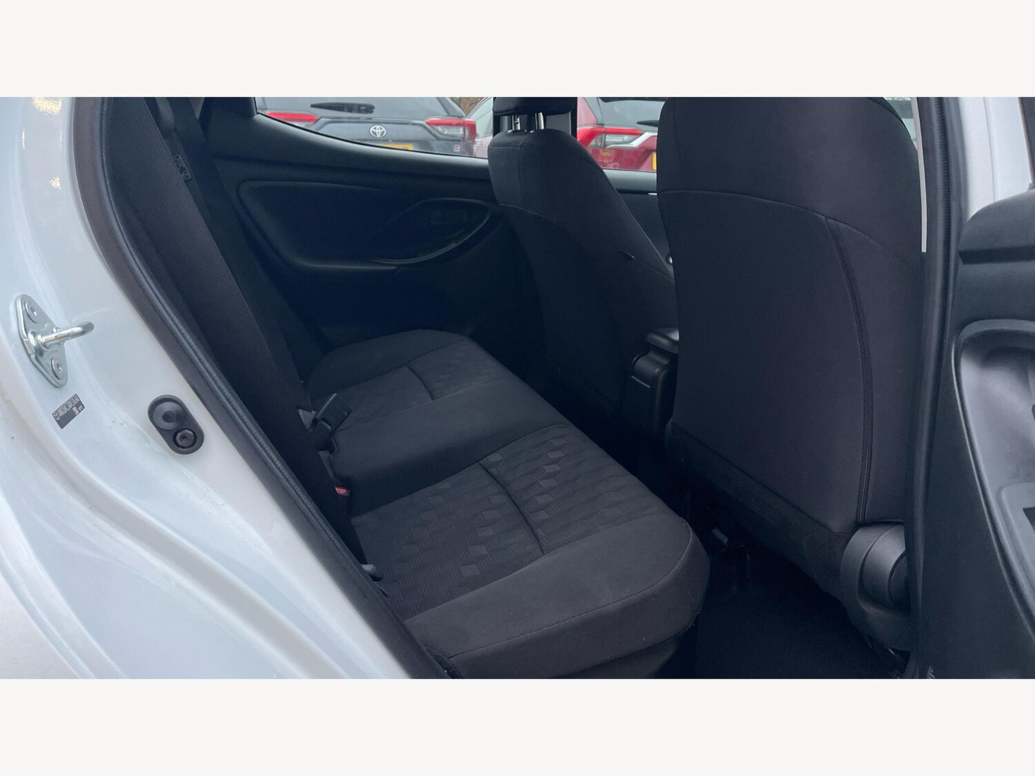 Used Toyota Yaris 2024 for sale - 77253639: Photo 14