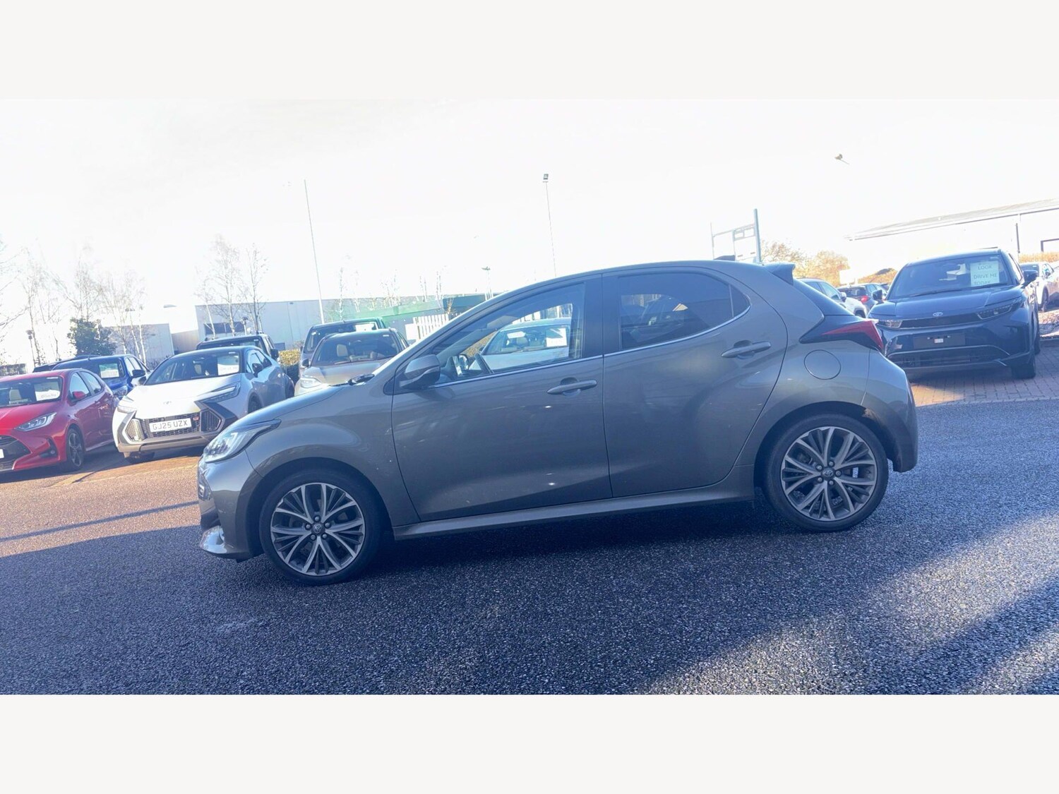 Used Toyota Yaris 2023 for sale - 77839968: Photo 19