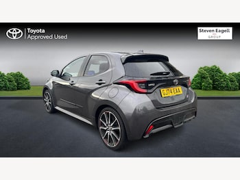 Used Toyota Yaris 2024 for sale - 78934803: Photo