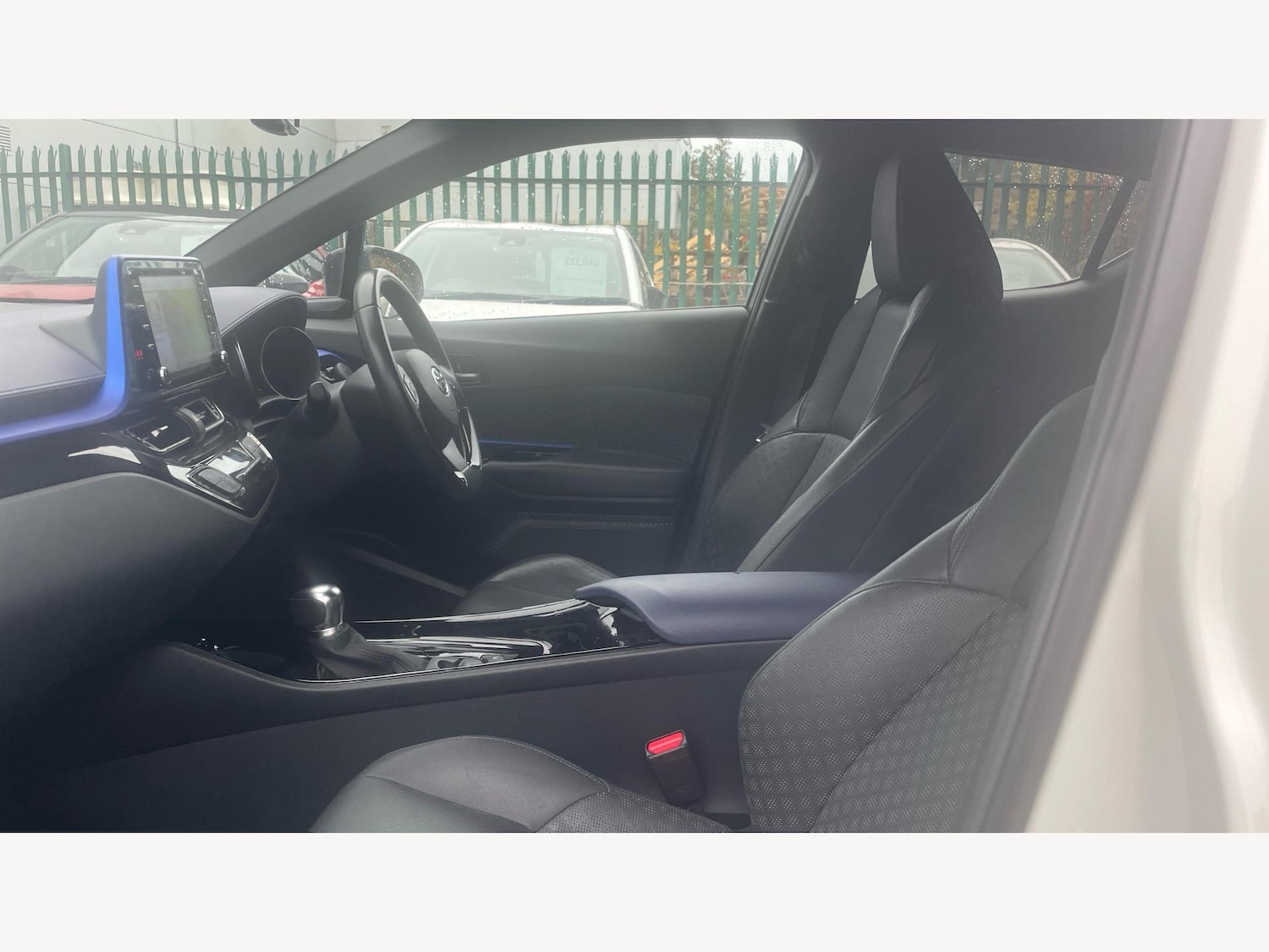 Used Toyota C-HR 2021 for sale - 76702356: Photo 12