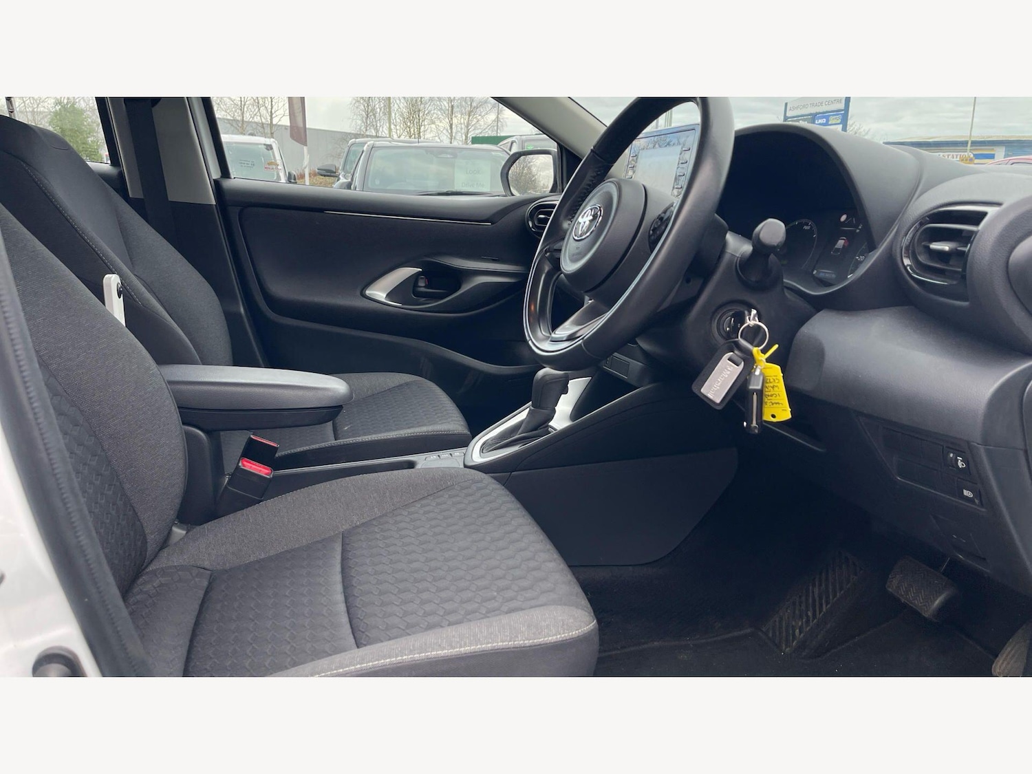 Used Toyota Yaris for sale - 78086350: Photo 13