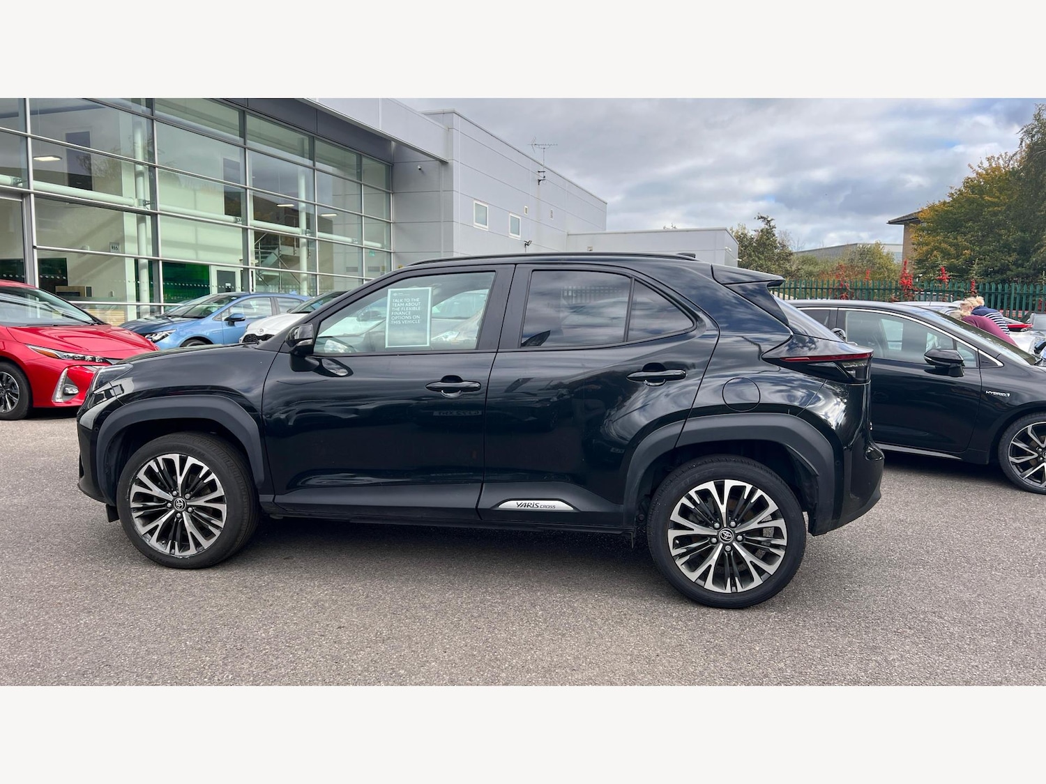 Used Toyota Yaris Cross 2024 for sale - 76485763: Photo 19