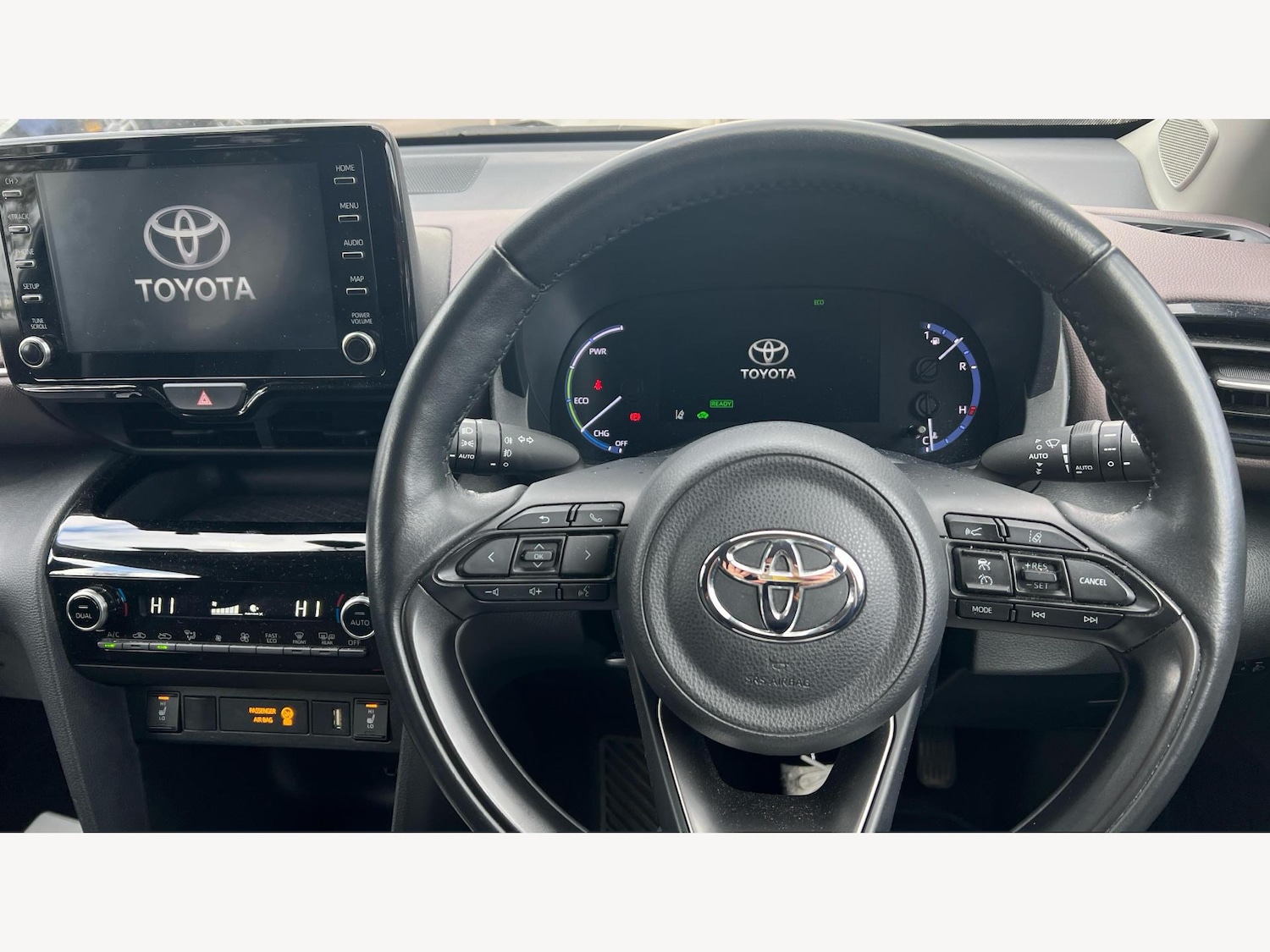 Used Toyota Yaris Cross 2024 for sale - 76485763: Photo 8