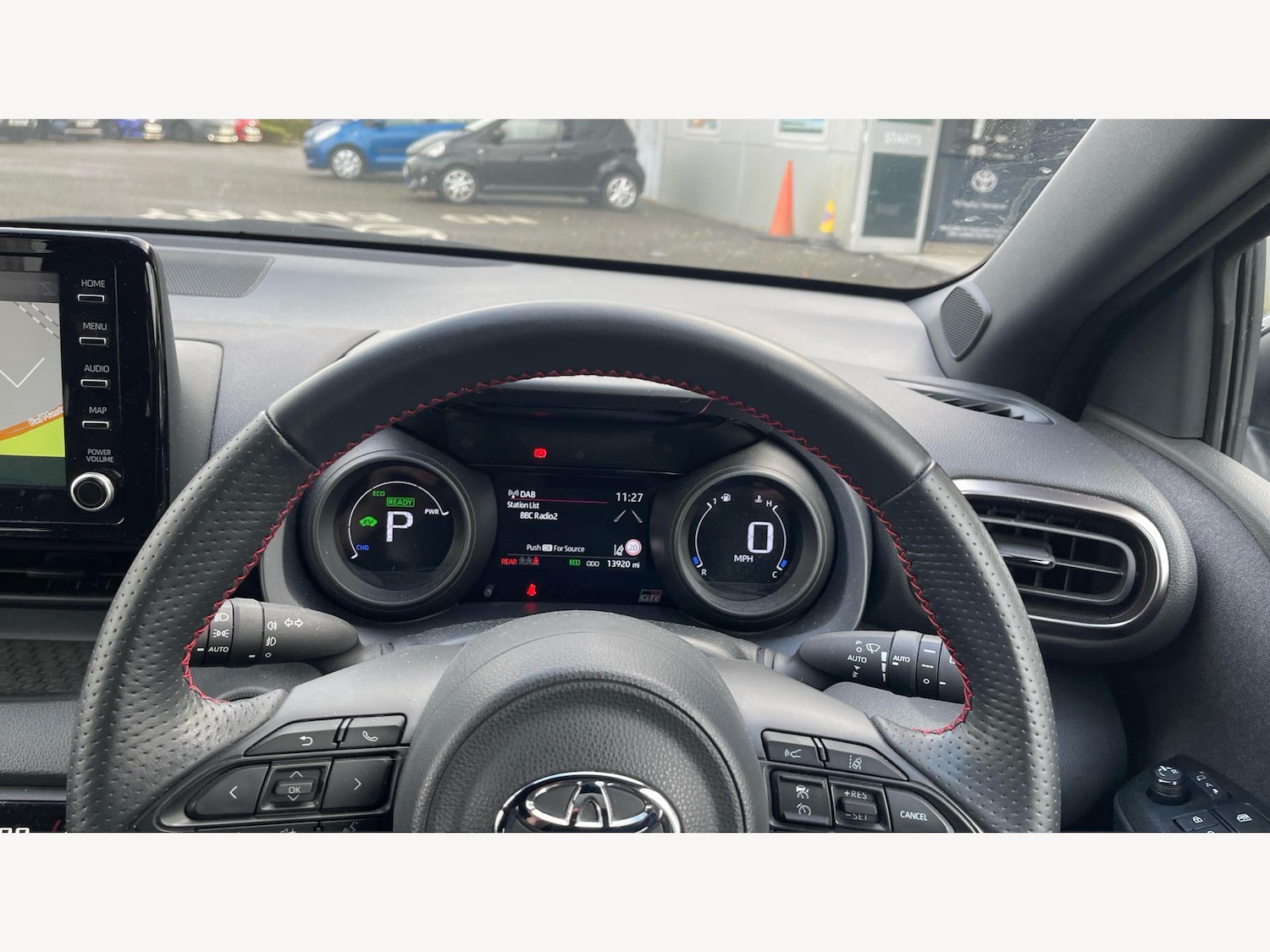 Used Toyota Yaris 2023 for sale - 76898279: Photo 11