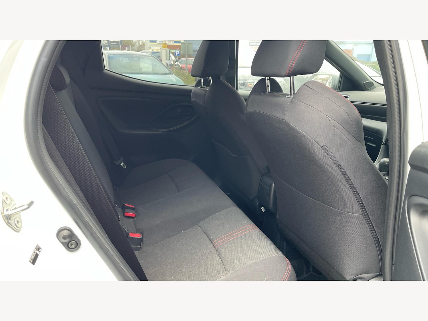 Used Toyota Yaris 2023 for sale - 76898279: Photo 14