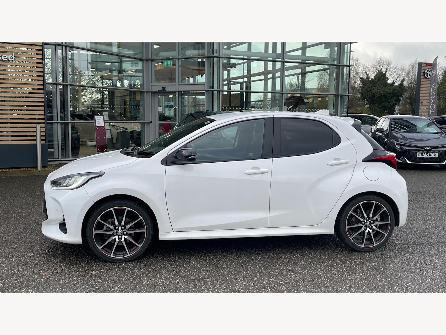 Used Toyota Yaris 2023 for sale - 76898279: Photo 19