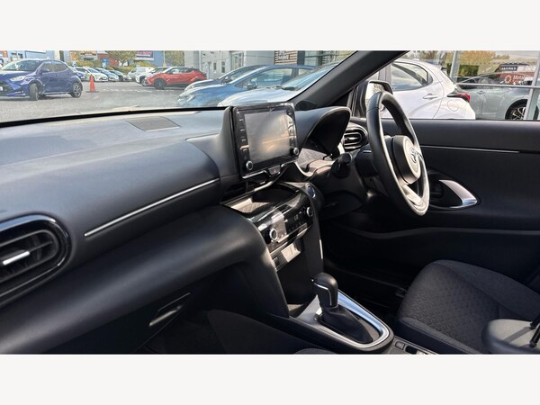 Used Toyota Yaris Cross 2023 for sale - 76270053: Photo 12