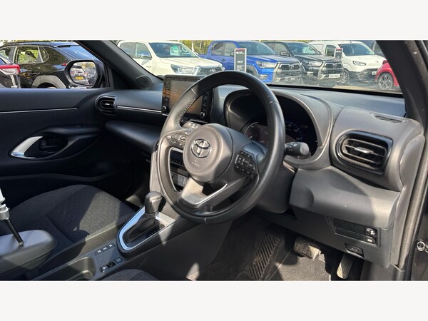 Used Toyota Yaris Cross 2023 for sale - 76270053: Photo 13