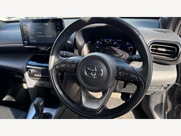 Used Toyota Yaris Cross 2023 for sale - 76270053: Photo 8