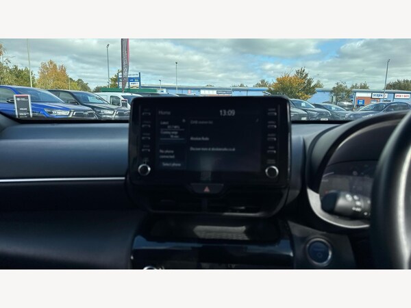Used Toyota Yaris Cross 2023 for sale - 76270053: Photo 9