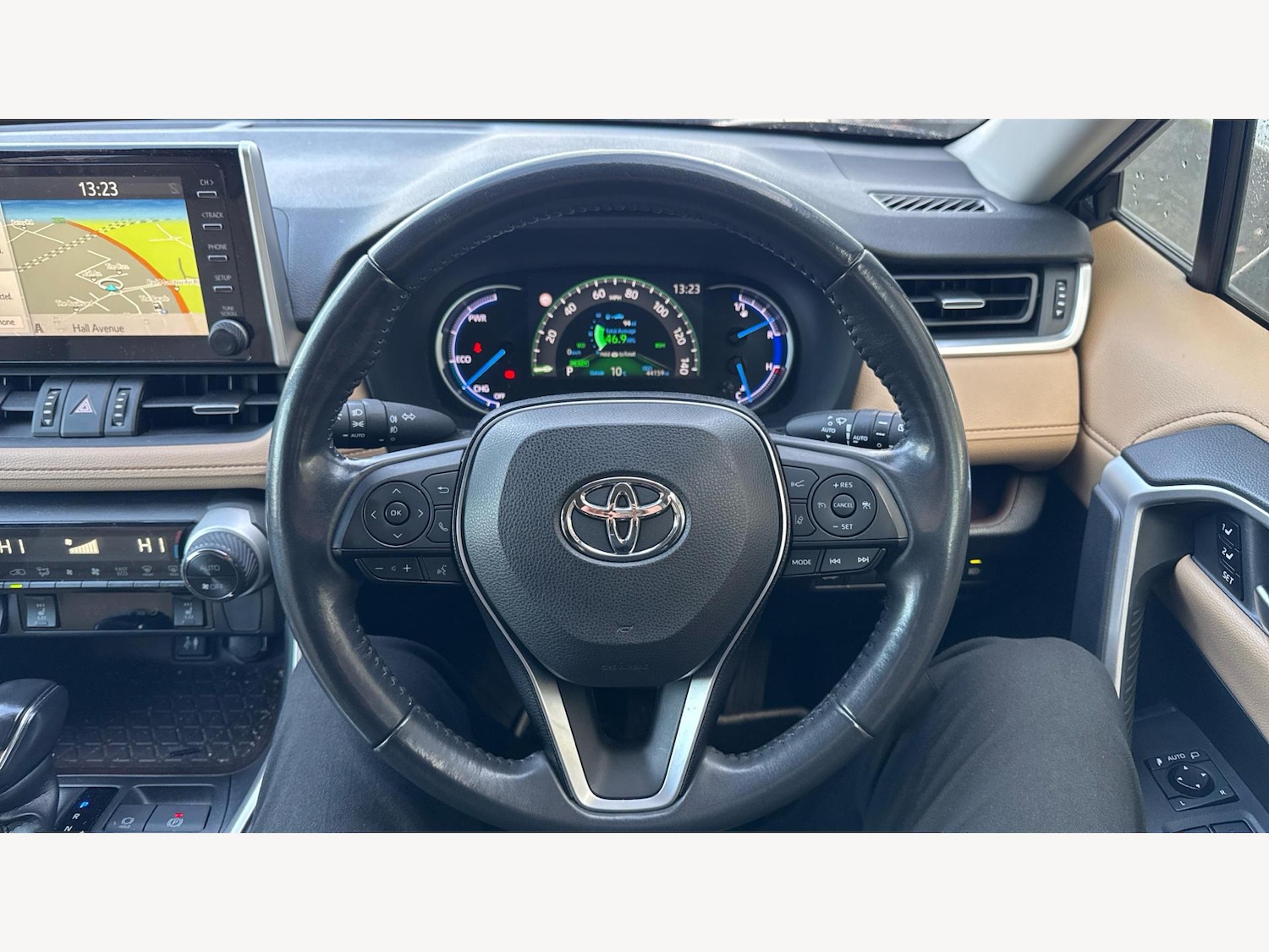 Used Toyota RAV4 2019 for sale - 77330924: Photo 8