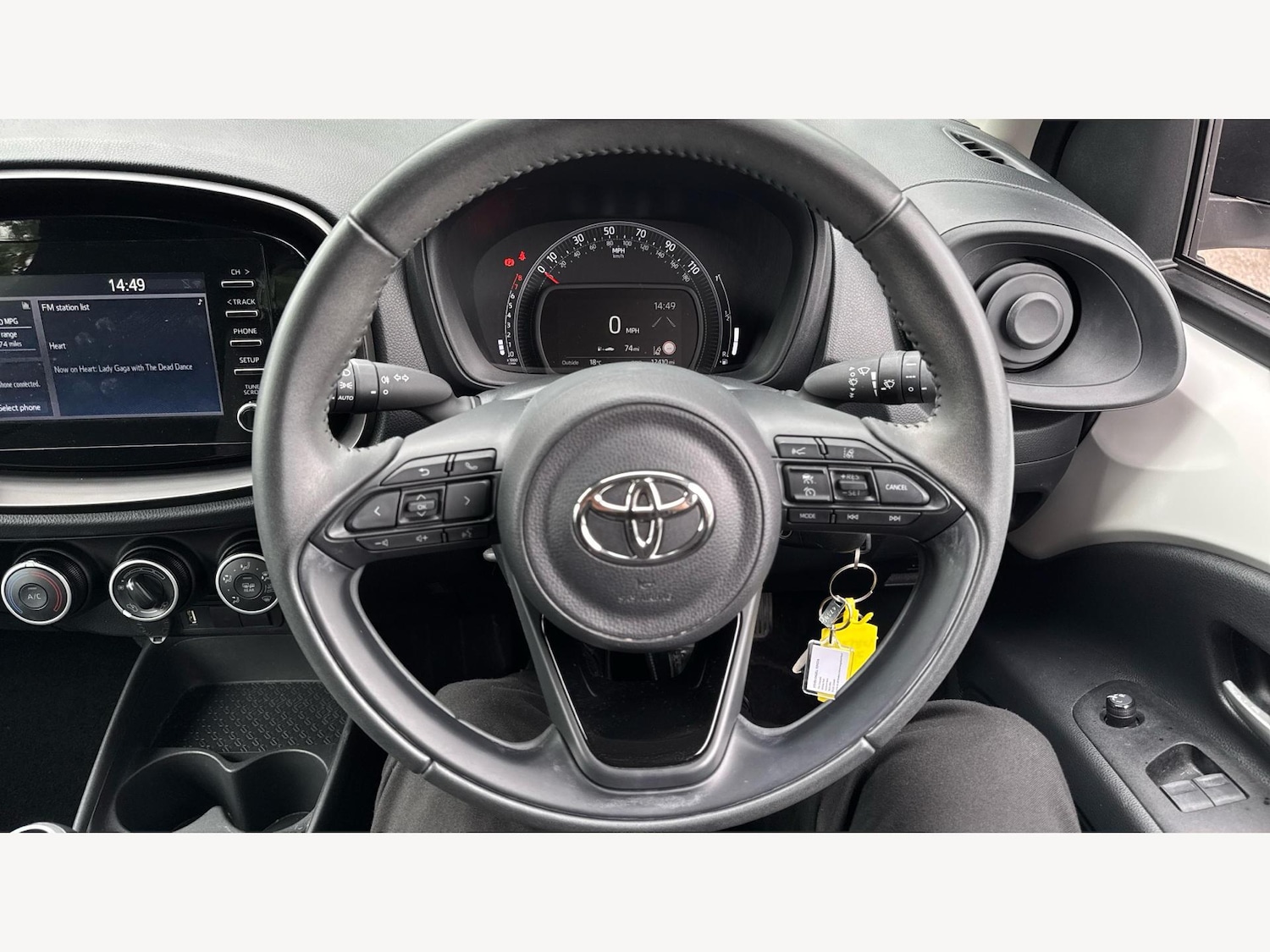 Used Toyota Aygo X 2023 for sale - 76189702: Photo 8