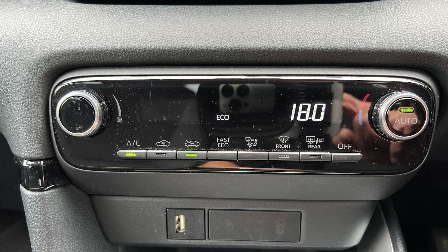 Used Toyota Yaris for sale - 77175094: Photo 37